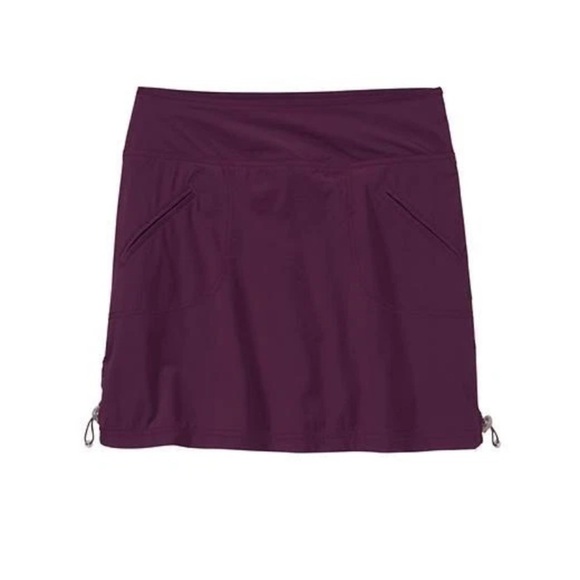 Athleta Pants - Athleta Rip Stop Skort Sangria Size 4 Hiking Travel Sporty Stretch Breathable